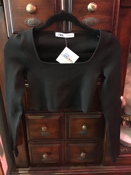 Black Long-sleeve Crop Shirt