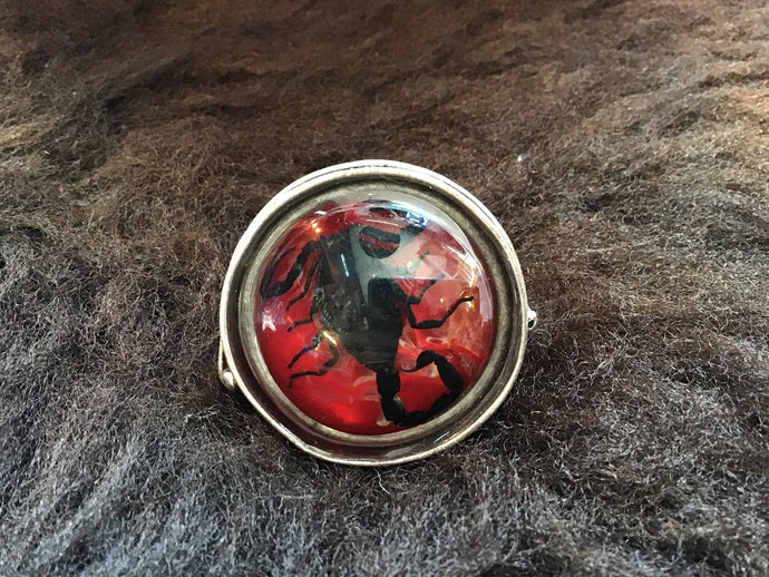 Deadly Dapper: Large Animal Ring