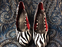 Load image into Gallery viewer, Zebra Platform Heels