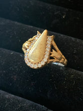 Load image into Gallery viewer, Gold &amp; Crystal Tulip Ring