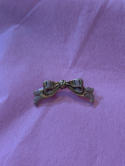 Gold Bow Brooch