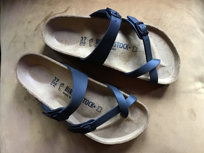 Black Mayari Birkenstocks