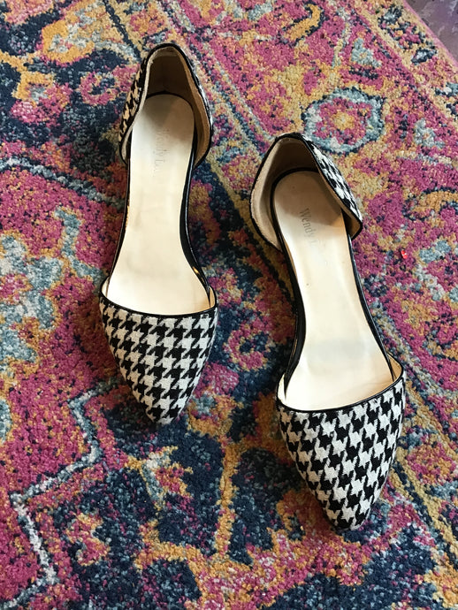 Black/White Houndstooth Flats