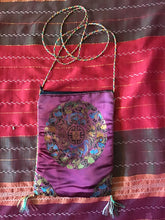 Load image into Gallery viewer, Asian Design Purse (maroon)