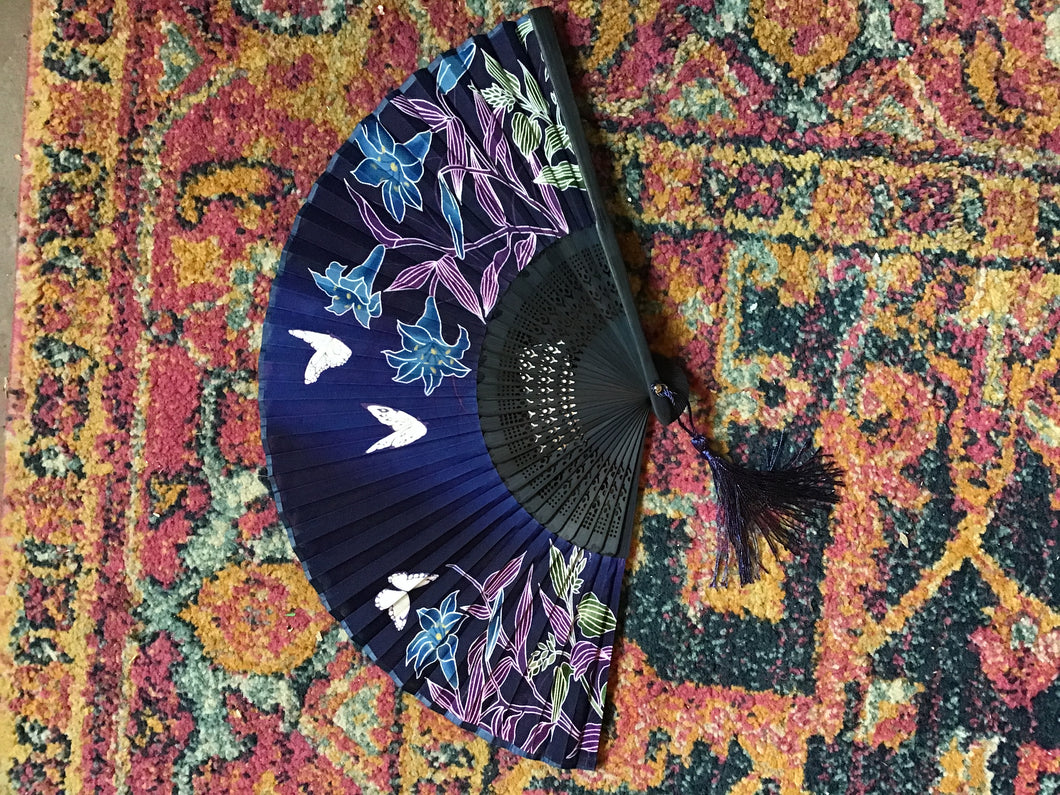 Small Hand Fan with Tassel: Blue